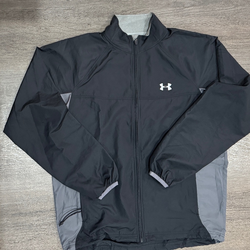 Under Armour Men's Large Black Lightweight Full Zip Up Windbreaker Jacket Vented